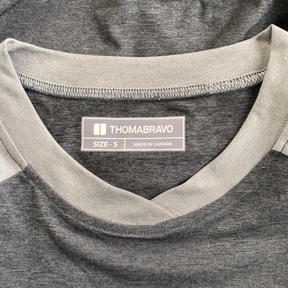 Grey Quick Dry Shirt 2 Toned Grey T-shirt Multiple Sizes - Picture 5 of 7